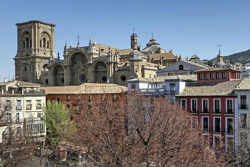 Mywhitewall Bib-Rambla Granada 0*,
