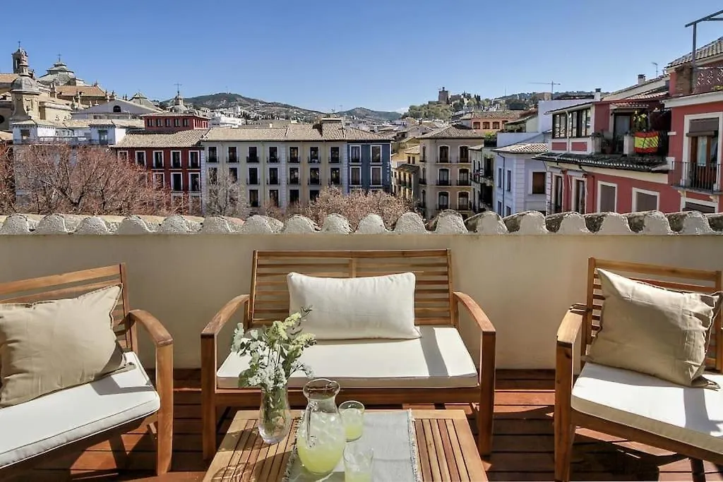 Mywhitewall Bib-Rambla Granada